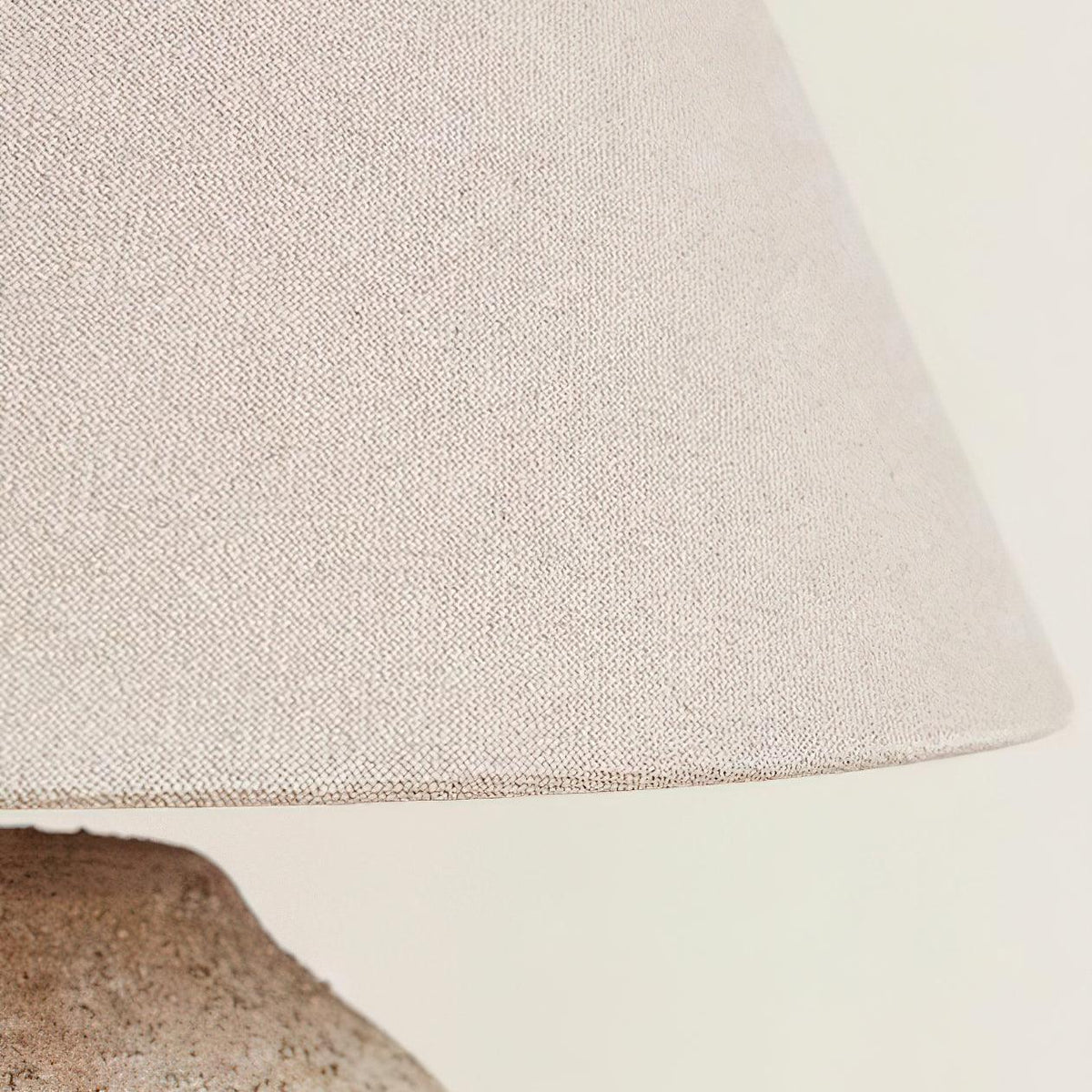 desert-sand-table-lamp