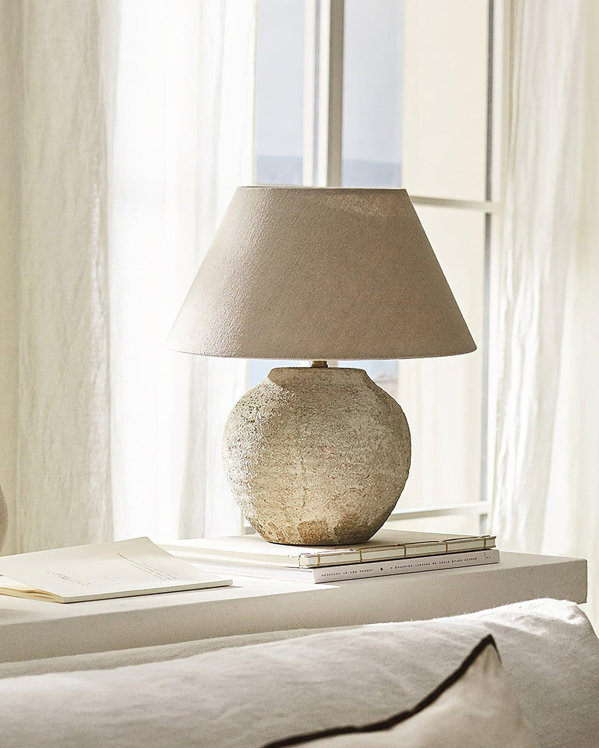 desert-sand-table-lamp