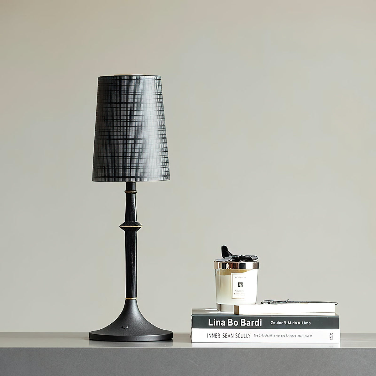 devon-black-table-lamp