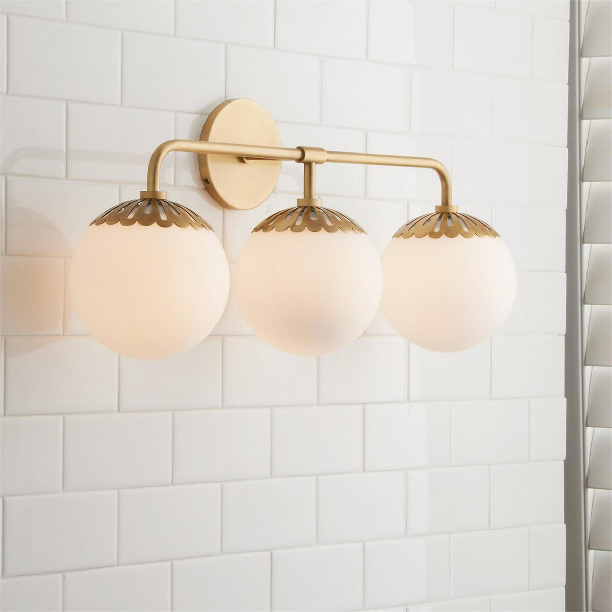 dewdrop-globe-sconce