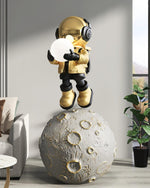 Diver Astronaut Built In Battery Floor Lamp