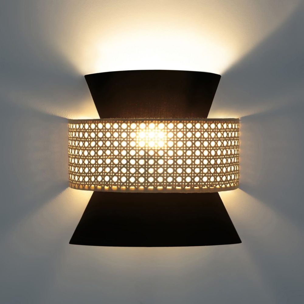 Dolkie Wall Lamp