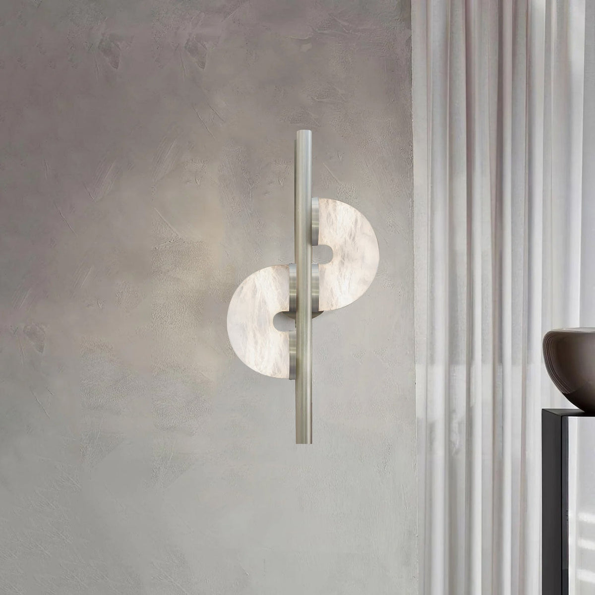 Dolly Wall Lamp