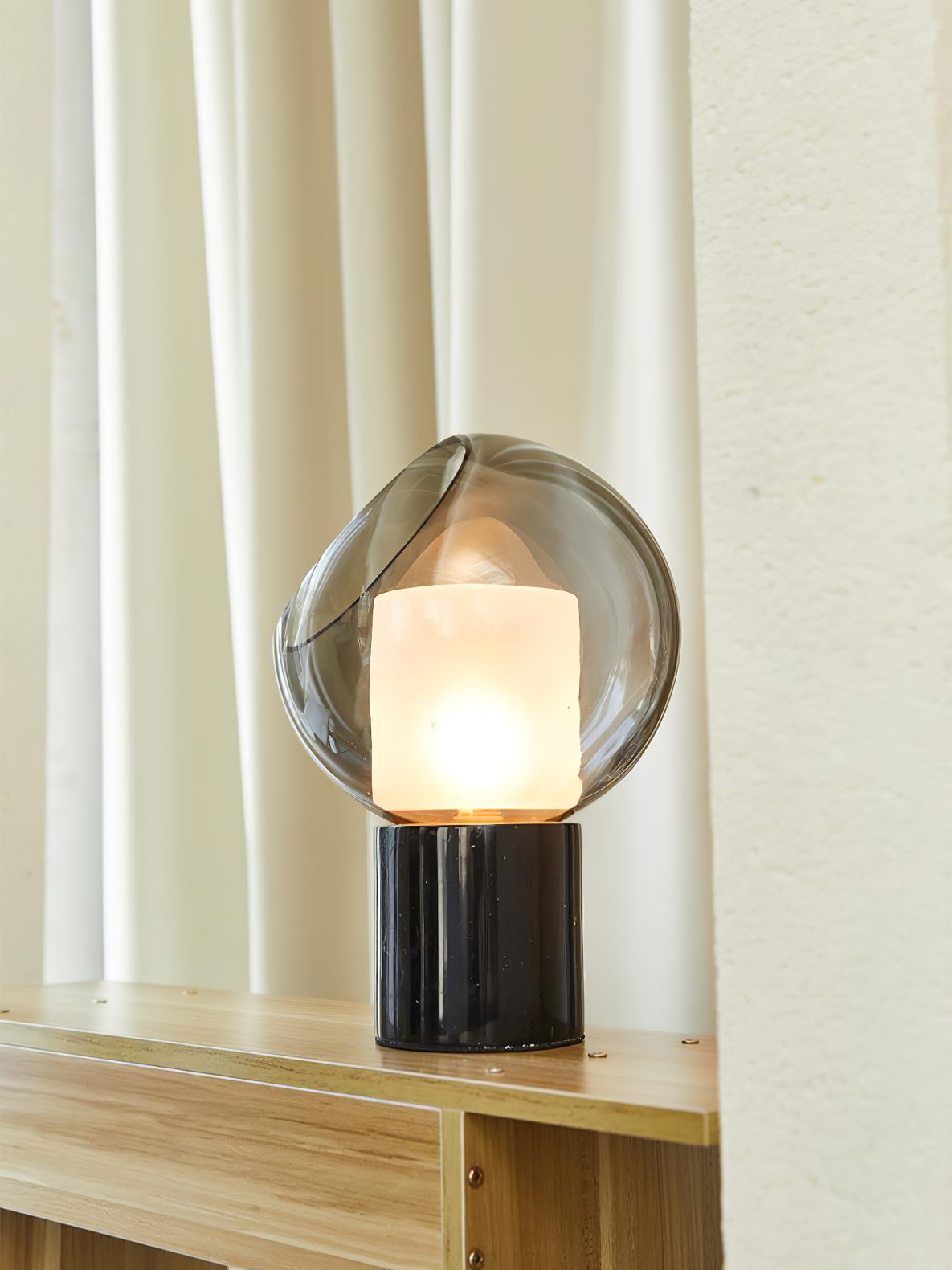 Dome Evedal Glass Table Lamp