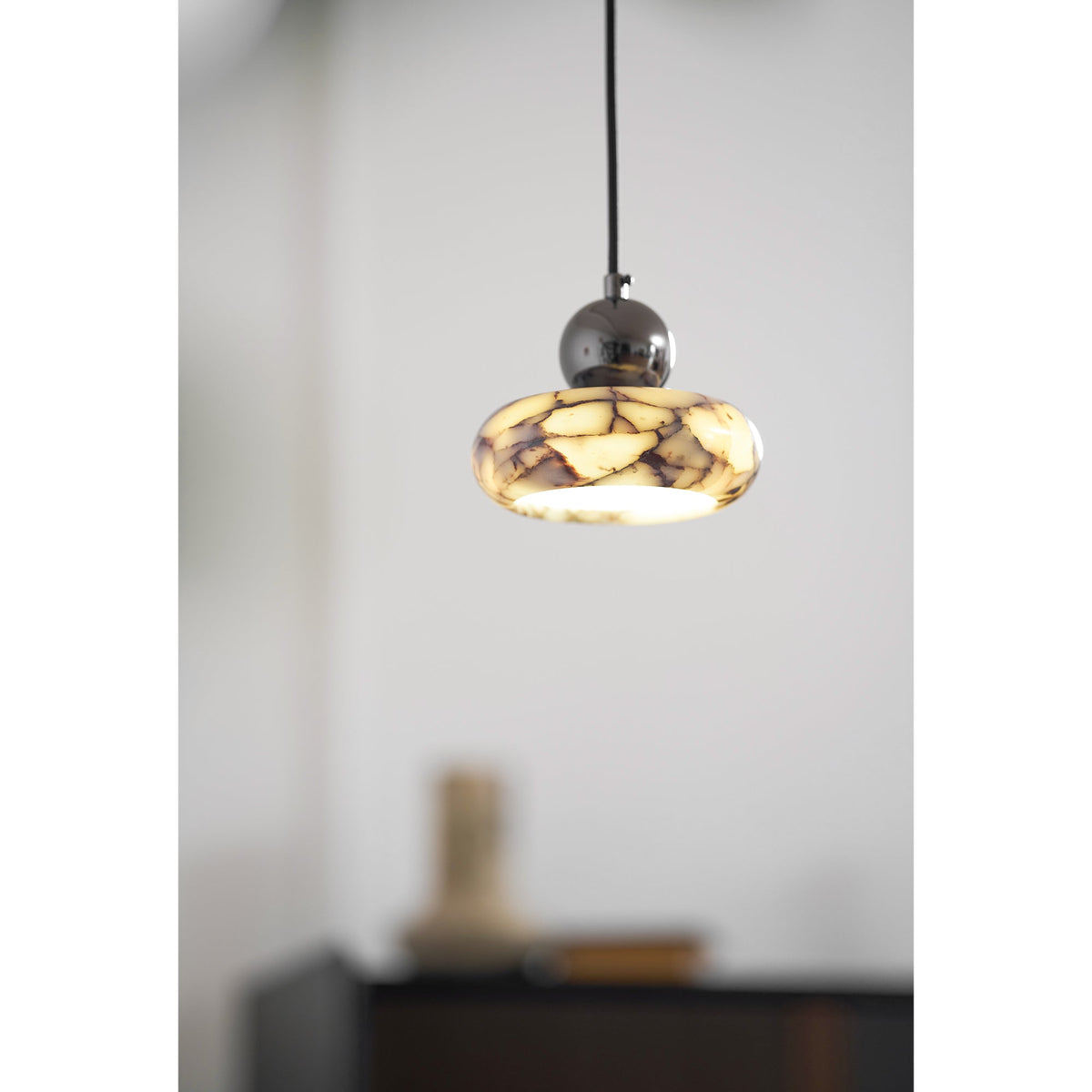 donya-pendant-lamp