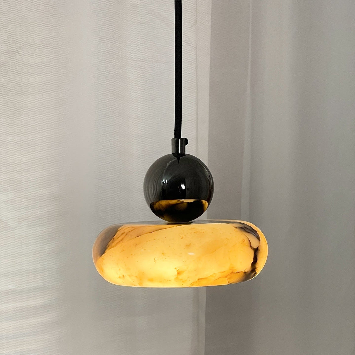 donya-pendant-lamp