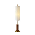 dorica-floor-lamp