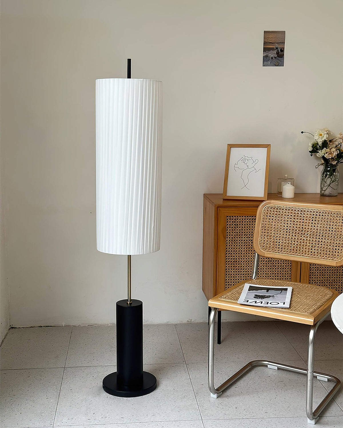 dorica-floor-lamp