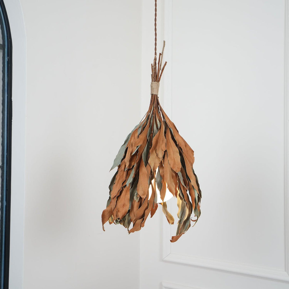 double-sided-leaf-pendant-lamp