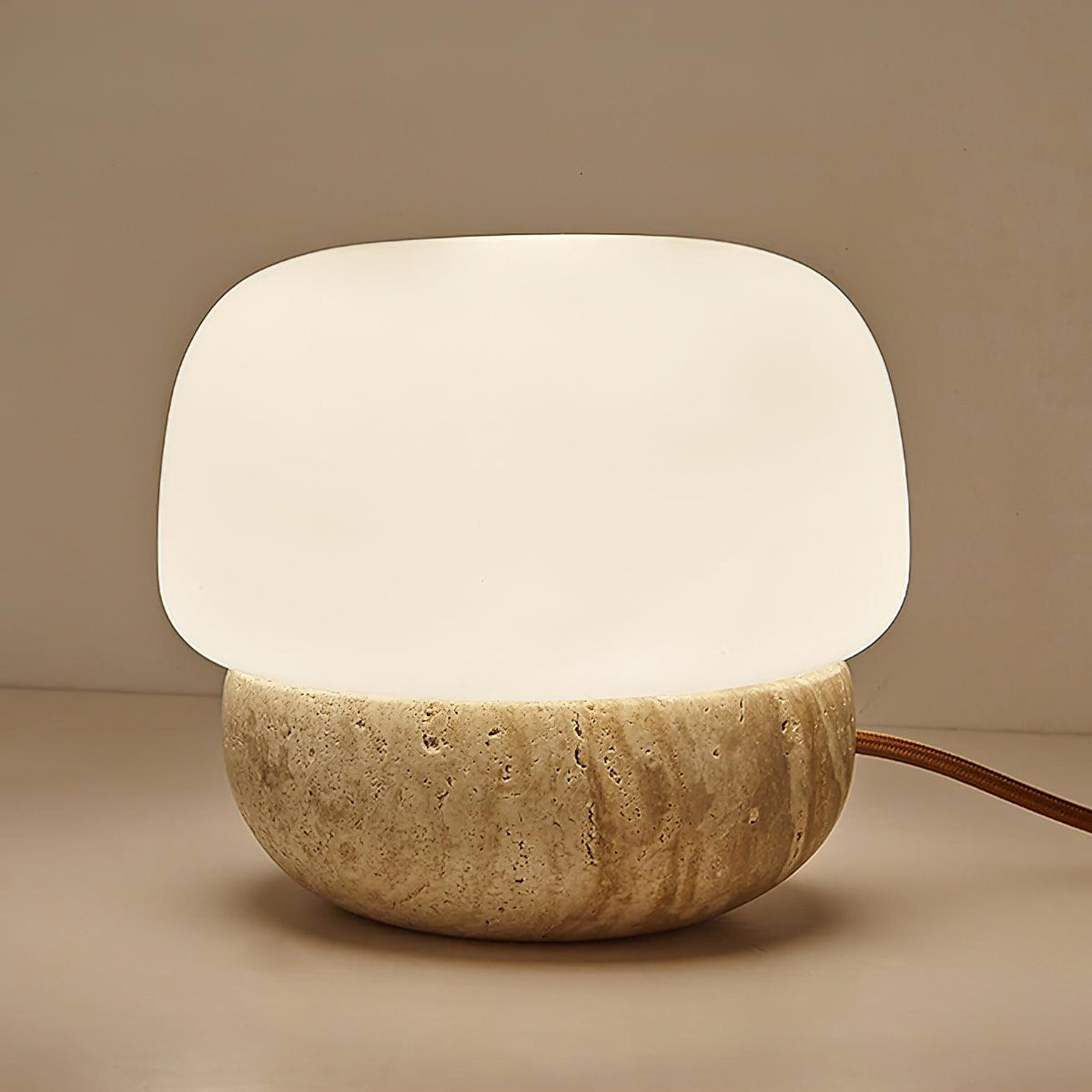 doudou-table-lamp
