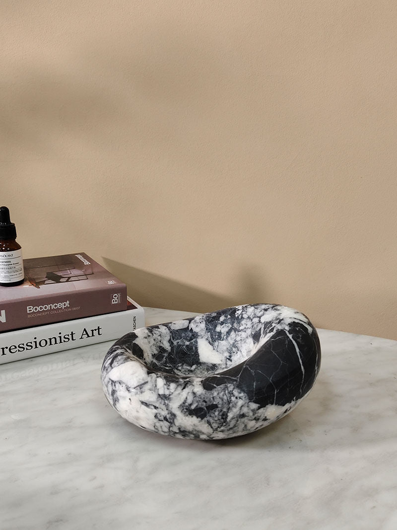 Drift Bowl Marble Tray – Sculptural Stone Catchall for Modern Interiors