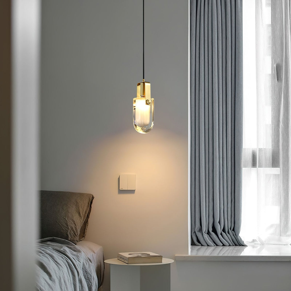 Droplet Crystal Pendant Lamp