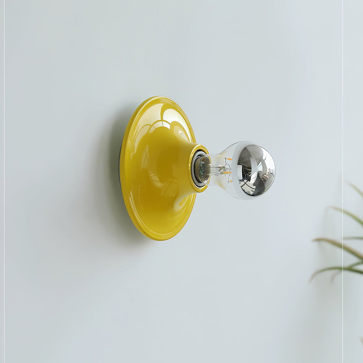 Eclipta Wall Sconce – Sculptural Metal & Glass Halo Light for Modern Interiors