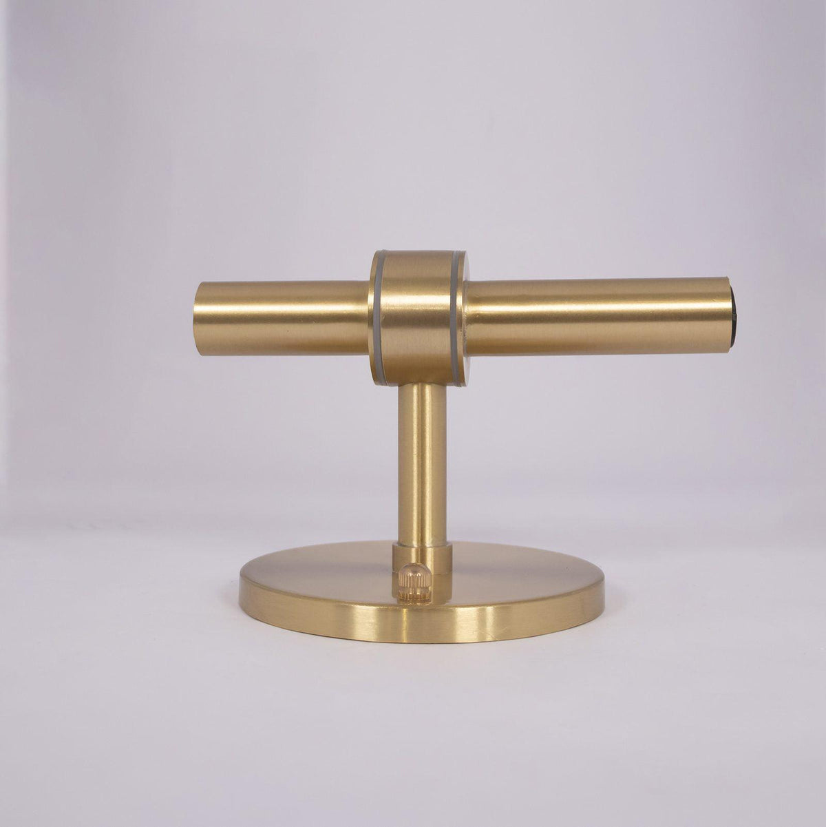 edie-wall-lamp