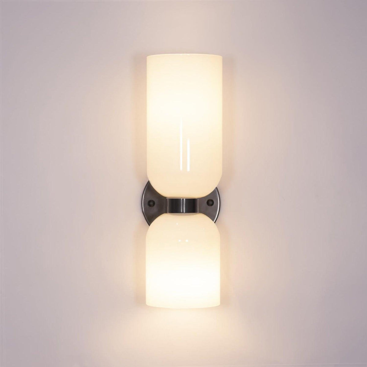 edie-wall-lamp