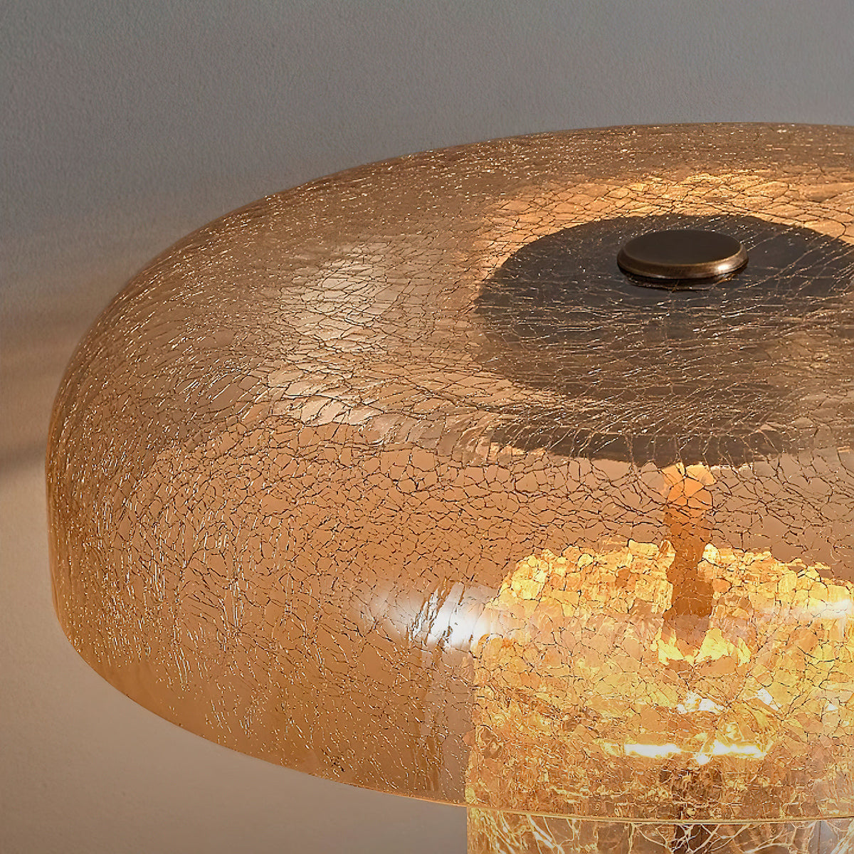 eira-crackle-table-lamp