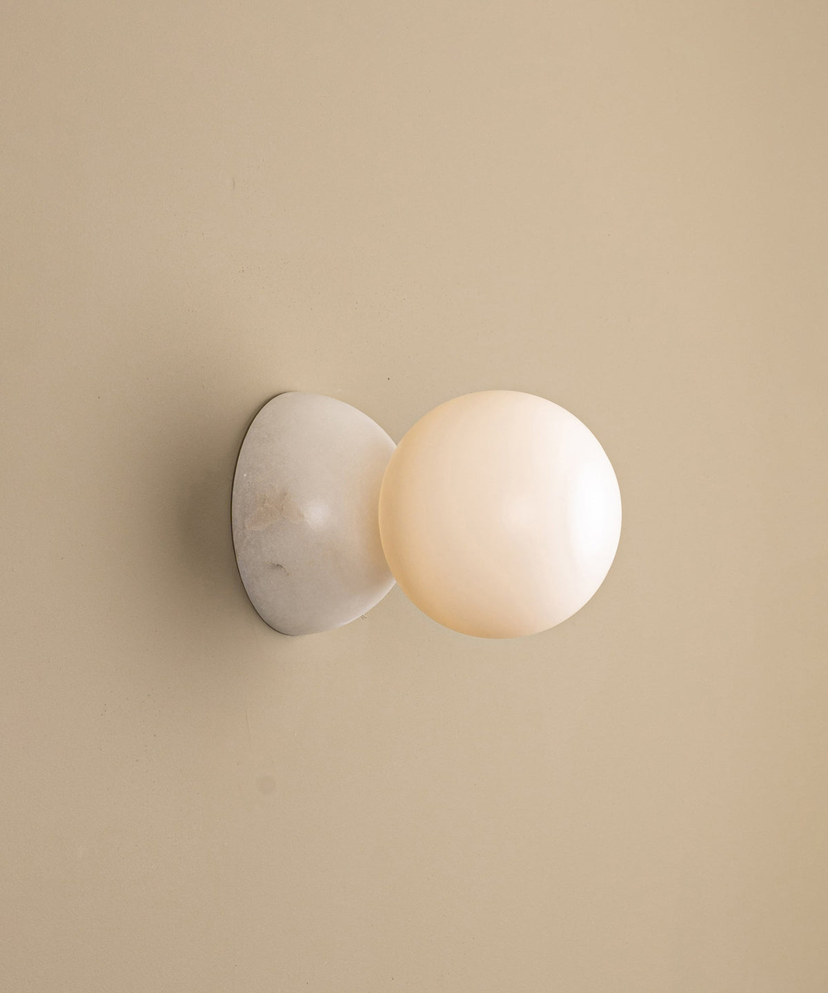 eklipso-wall-lamp