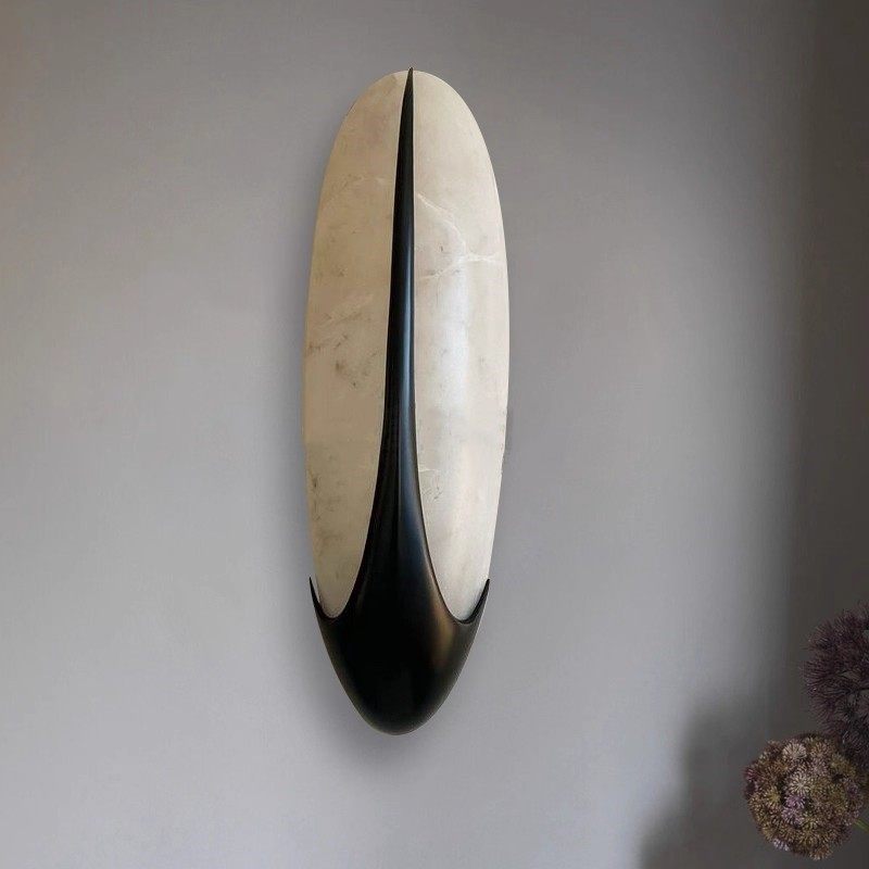 Elara Alabaster Wall Sconce – Sculptural LED Wall Light in Black & White