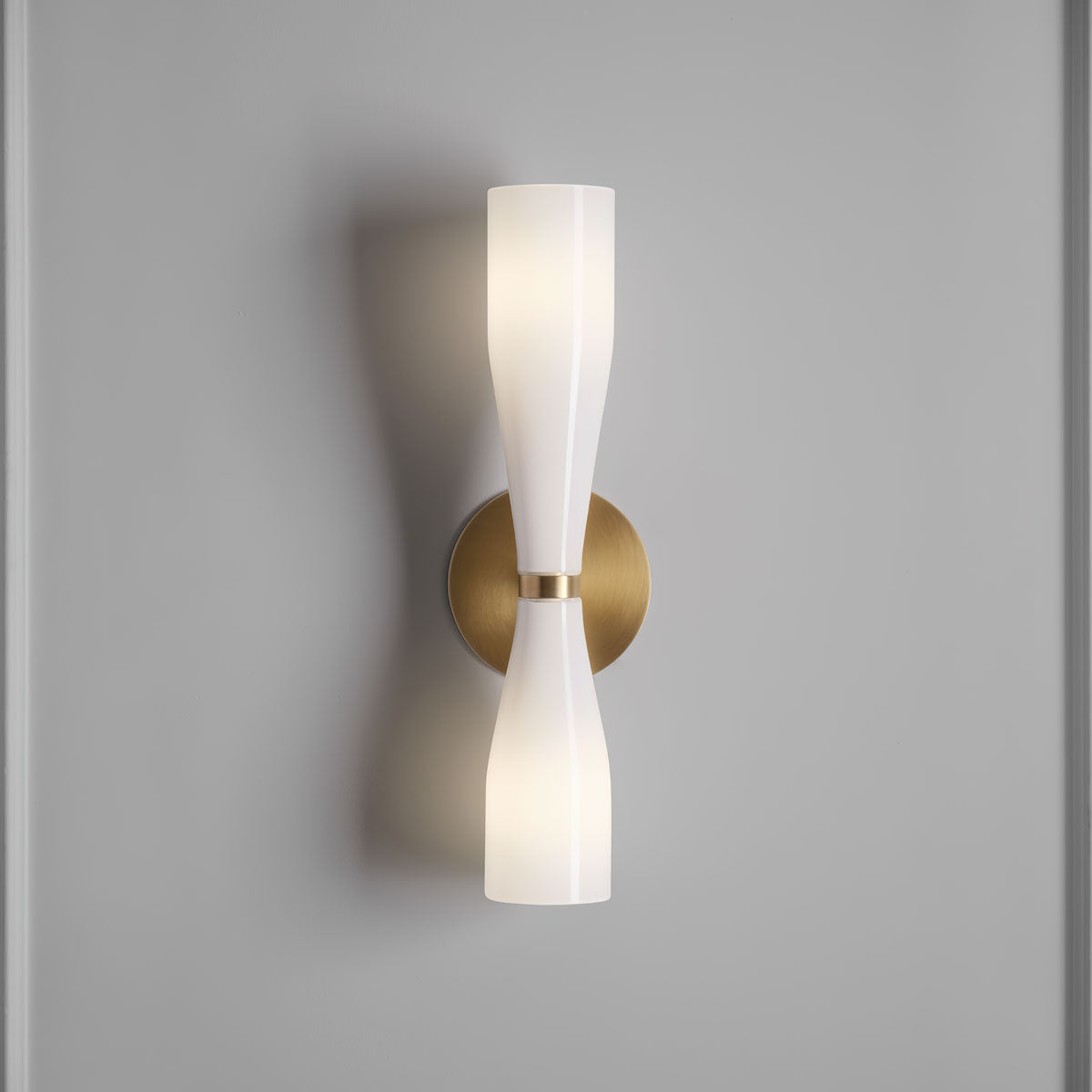 elara-double-cone-wall-lamp