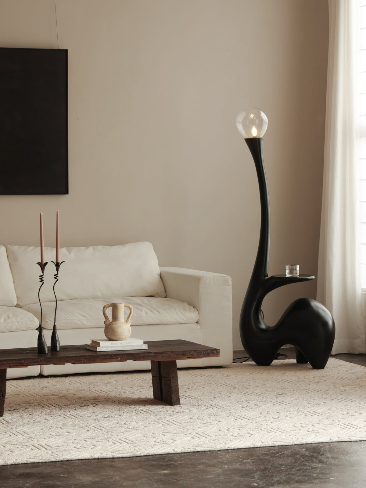 Elero Sculptural Floor Lamp – Modern Art Deco Lighting for Living Spaces