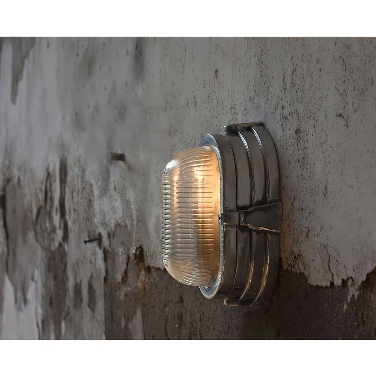 elmas-wall-lamp