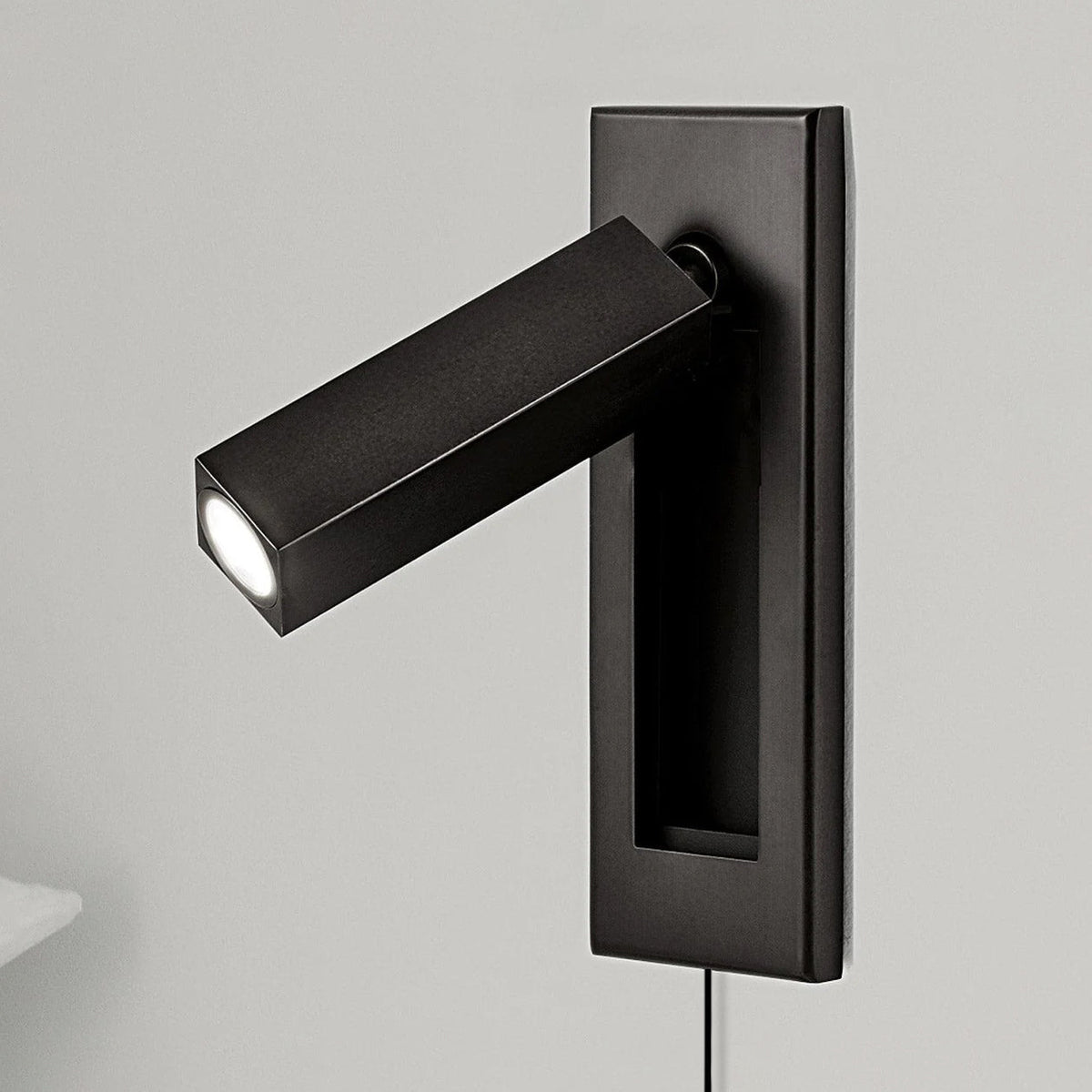 Embedded Bedside Plug In Sconce