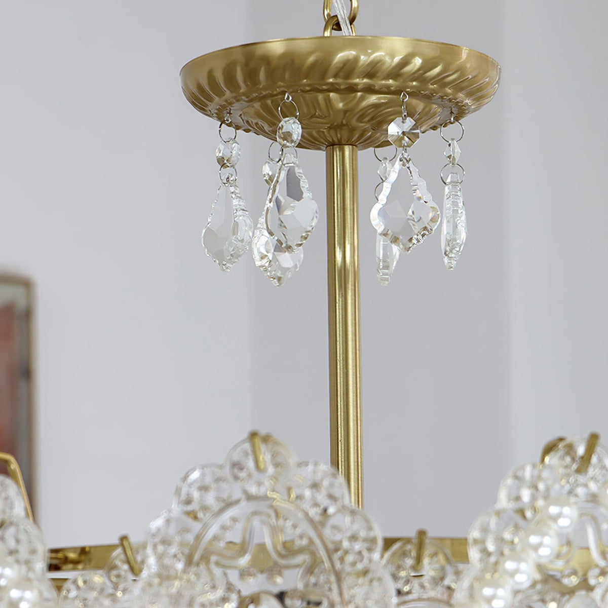 embossed-pearls-crystal-chandelier