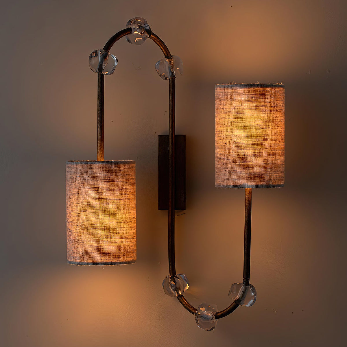 emile-wall-lamp