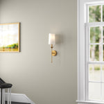 emily-wall-lamp