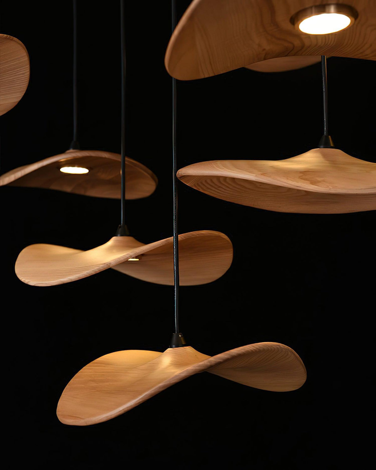empty-leaf-chandelier