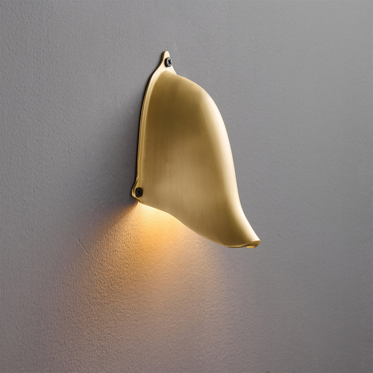 enoki-wall-lamp