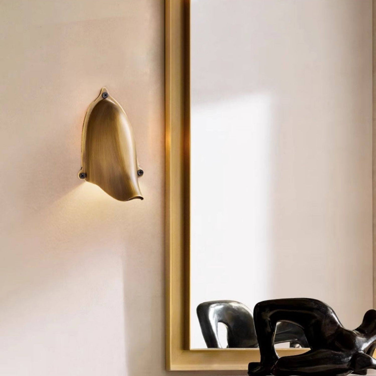 enoki-wall-lamp