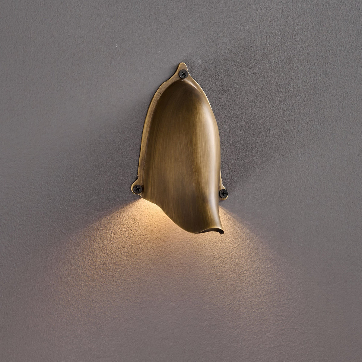 enoki-wall-lamp