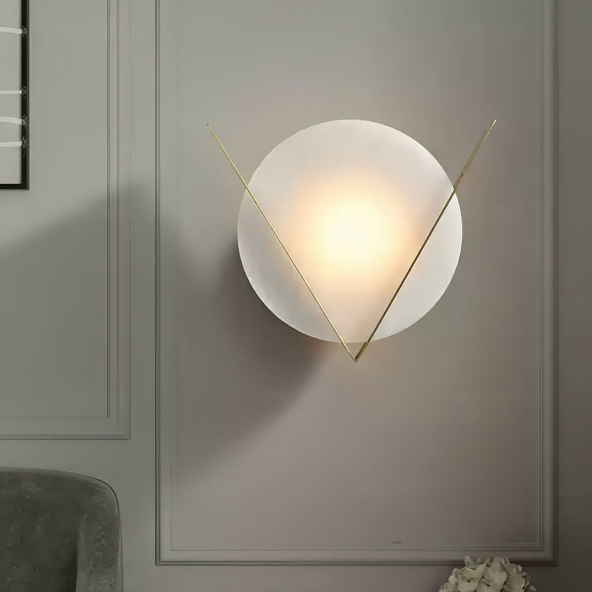 enzo-alabaster-wall-light