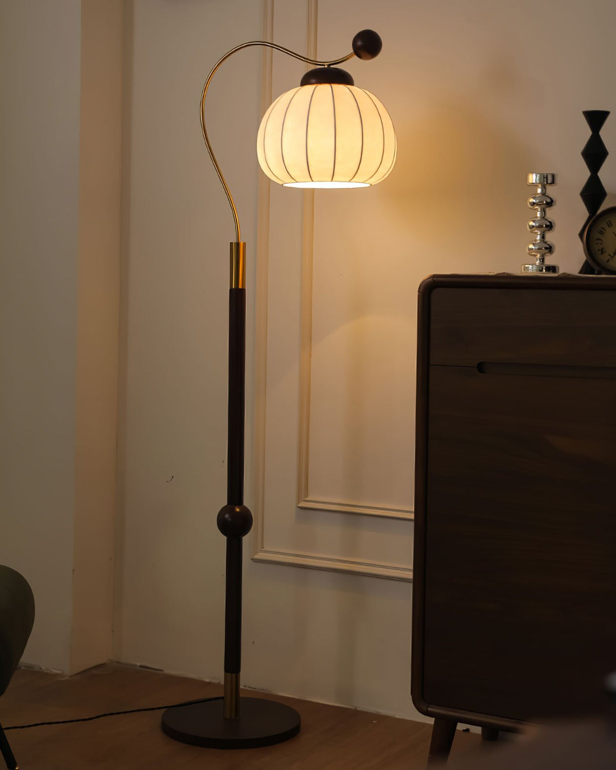 Eryn Floor Lamp