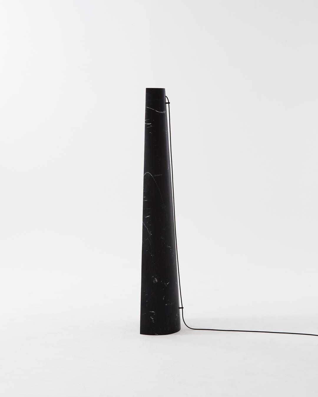 estela-floor-lamp