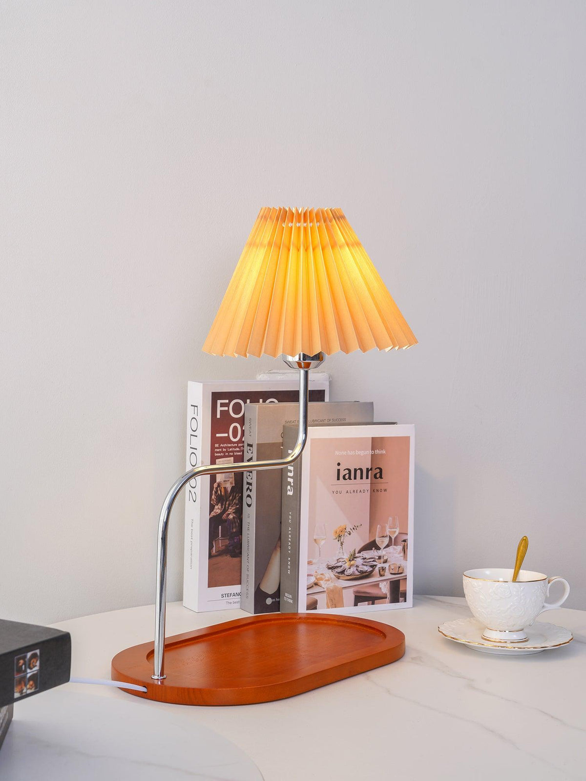 Eterna Tl Table Lamp
