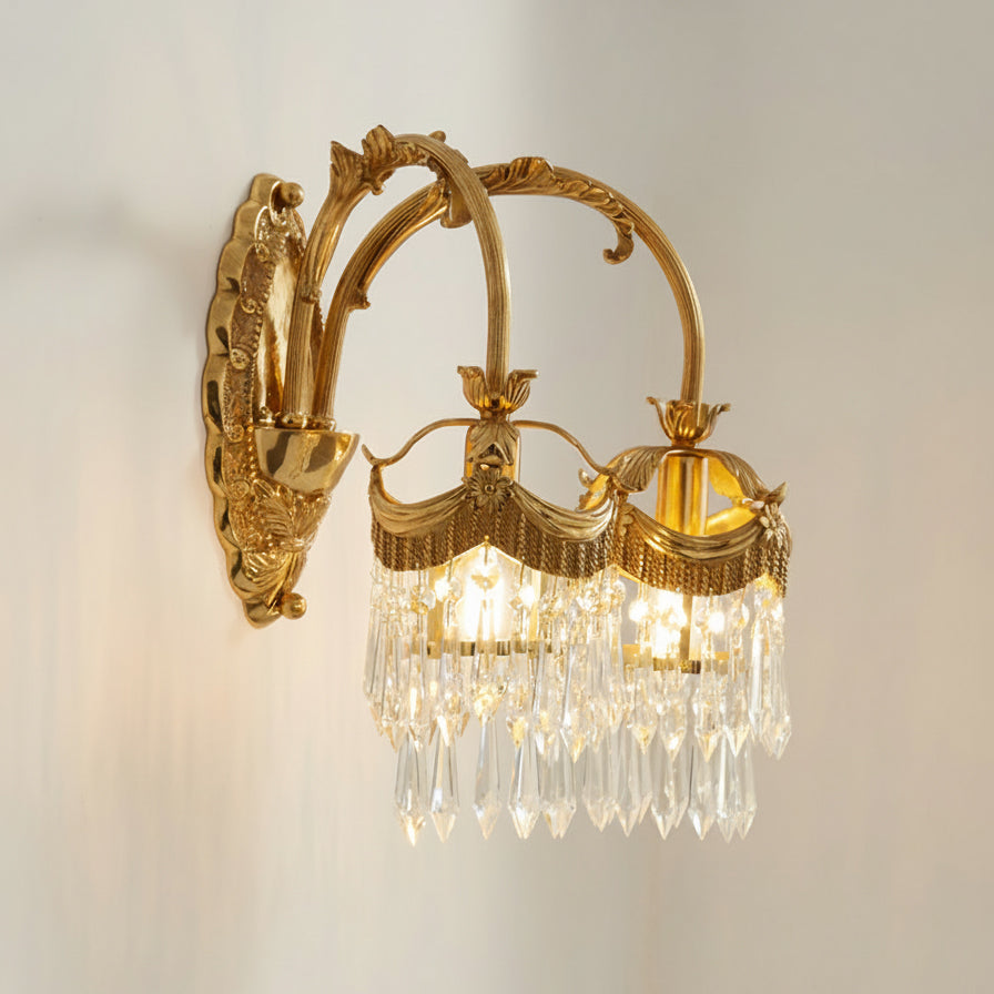evangeline-brass-wall-lamp