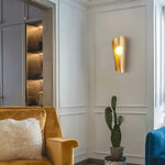 evie-wall-lamp