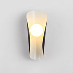 evie-wall-lamp