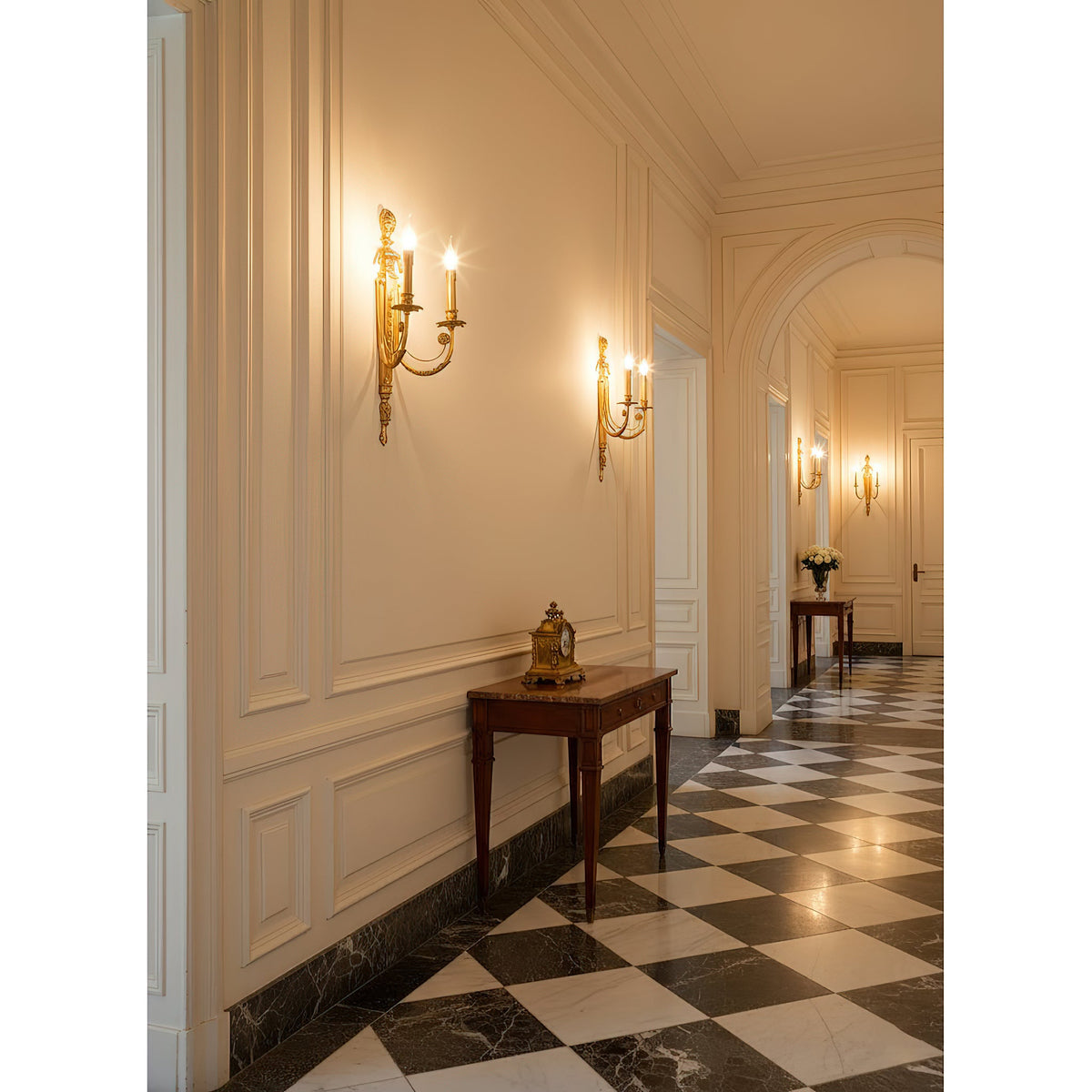 fabienne-wall-lamp