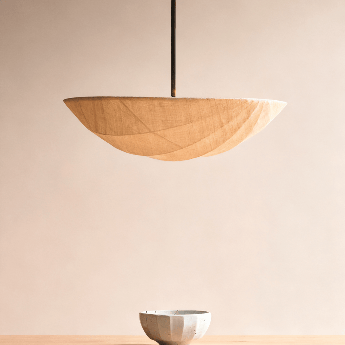 Fabric Saucer Pendant Light – Modern Minimalist Ceiling Lamp for Dining & Living Spaces