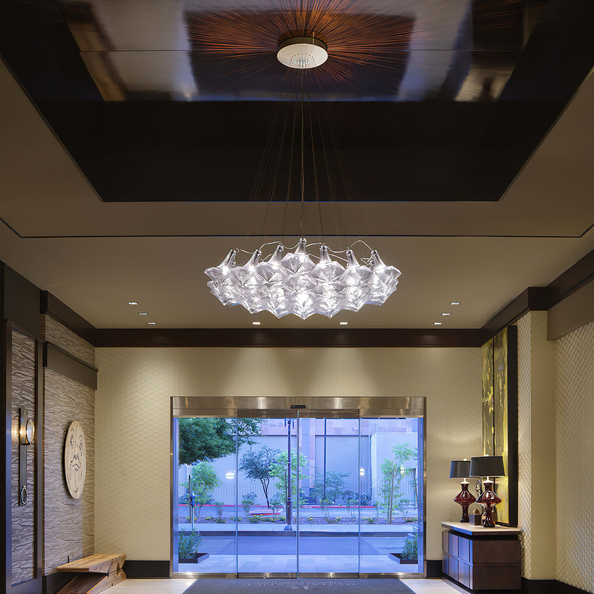 facet-sculpture-cluster-pendant-light