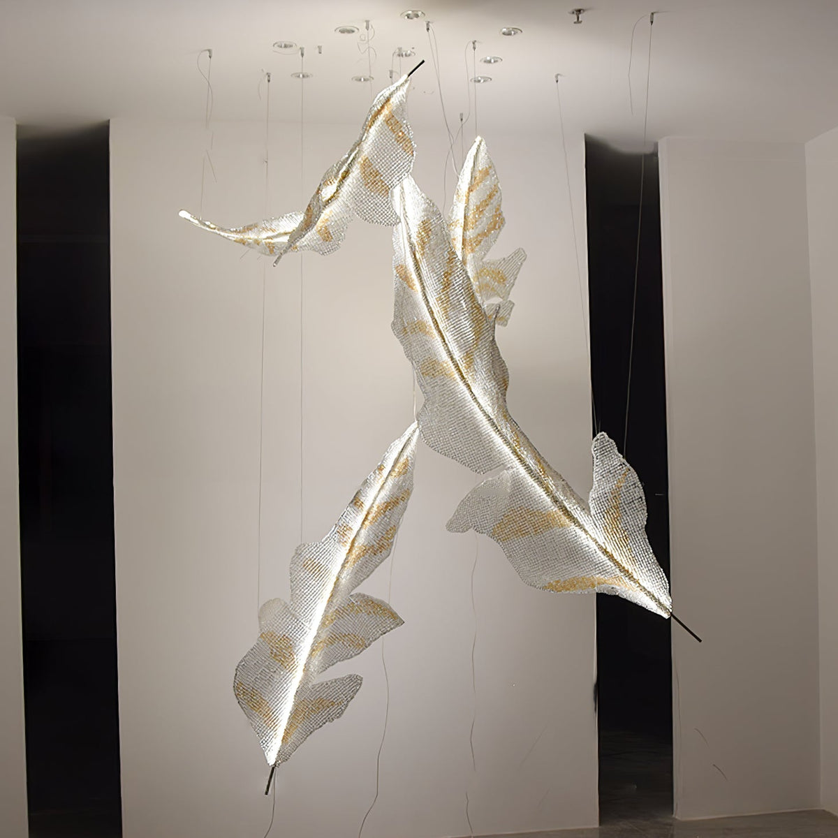 Falling Leaves Glass Chandelier – Modern LED Pendant Light for Dining Room and Living Room