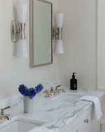 fanfare-wall-light