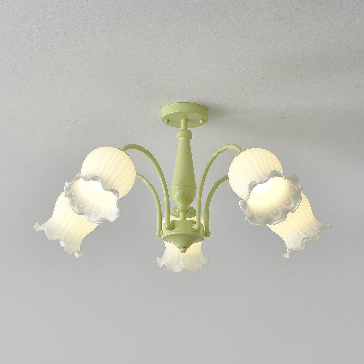 fantasy-lily-chandelier