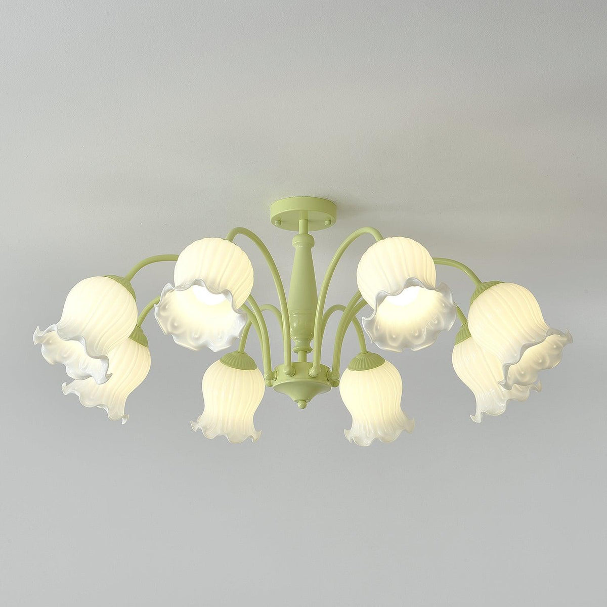 fantasy-lily-chandelier