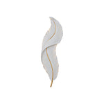 feather-wall-lamp