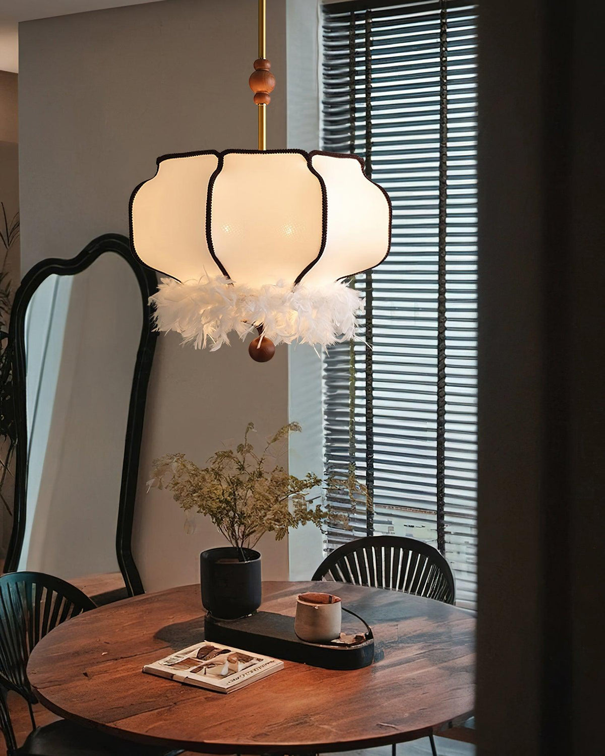feathered-lantern-pendant-light