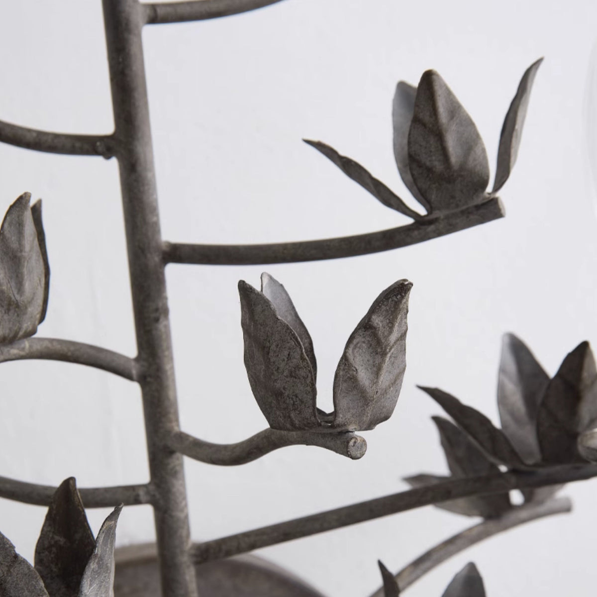 ferroarte-branch-wall-lamp